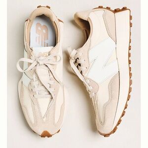 New Balance Exclusive 327 Sneakers in Timberwolf/ Sea Salt 12.5 Women/11 Men